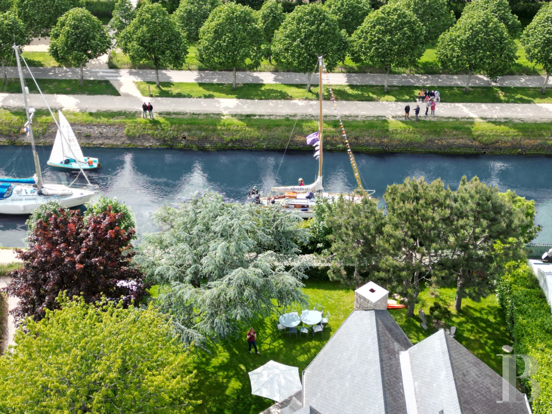 A contemporary villa next to the canal in Vannes, Morbihan - photo  n°4